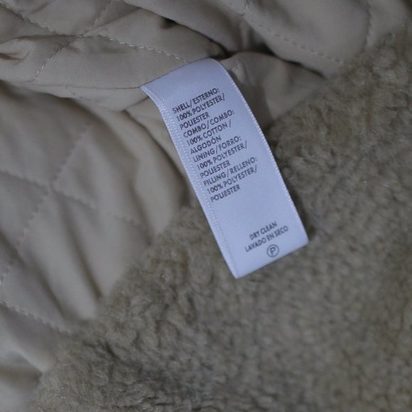 NWT Beige Faux Fur Teddy Puffer Shacket. - Picture 11 of 12